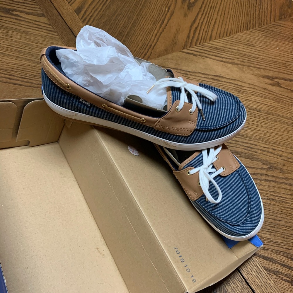 New never worn out side!